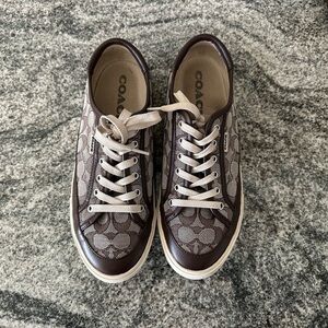 Coach Signature C Low Top Sneakers Brown Khaki Leather Trim Women’s 8.5
